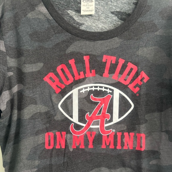 PINK Victoria's Secret Camo Gray Alabama Toll Tide Short Sleeve Cropped Tee Sz M - Picture 4 of 9